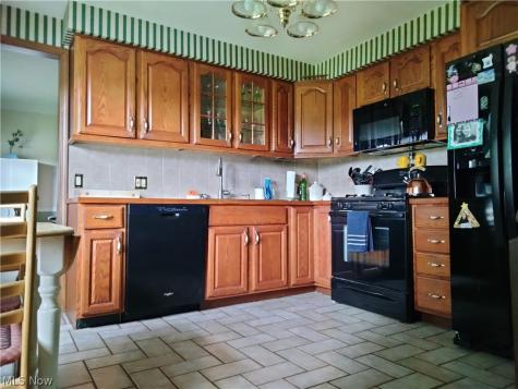 11650 Streamview Avenue NW Uniontown OH 44685