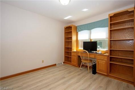 4366 Woodlake Trail Wooster OH 44691