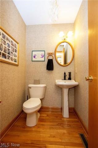 4366 Woodlake Trail Wooster OH 44691