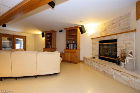 4366 Woodlake Trail Wooster OH 44691