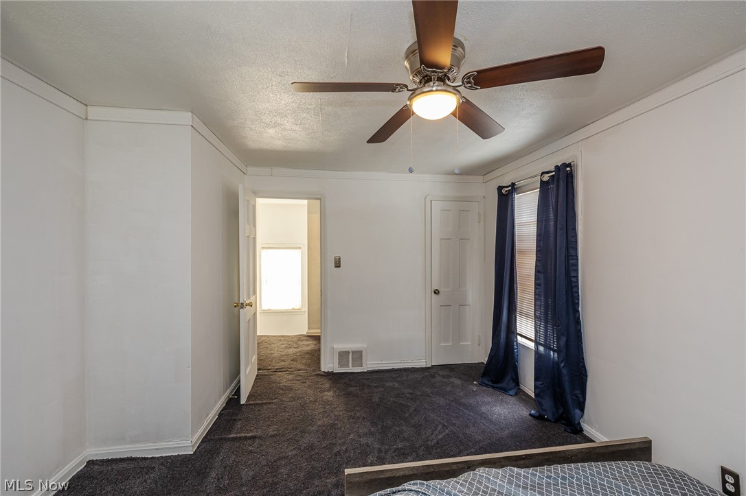 17004 Stockbridge Avenue Cleveland OH 44128