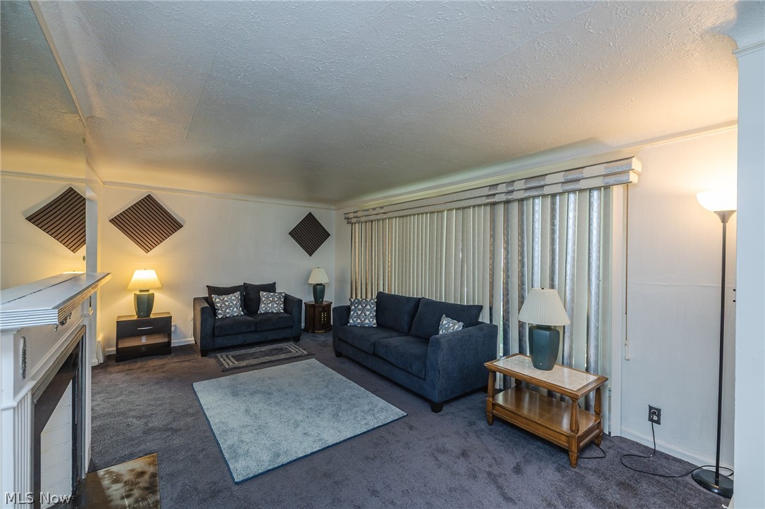 17004 Stockbridge Avenue Cleveland OH 44128