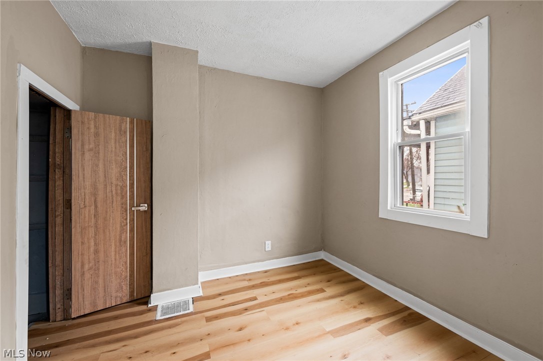7604 Dudley Avenue Cleveland OH 44102