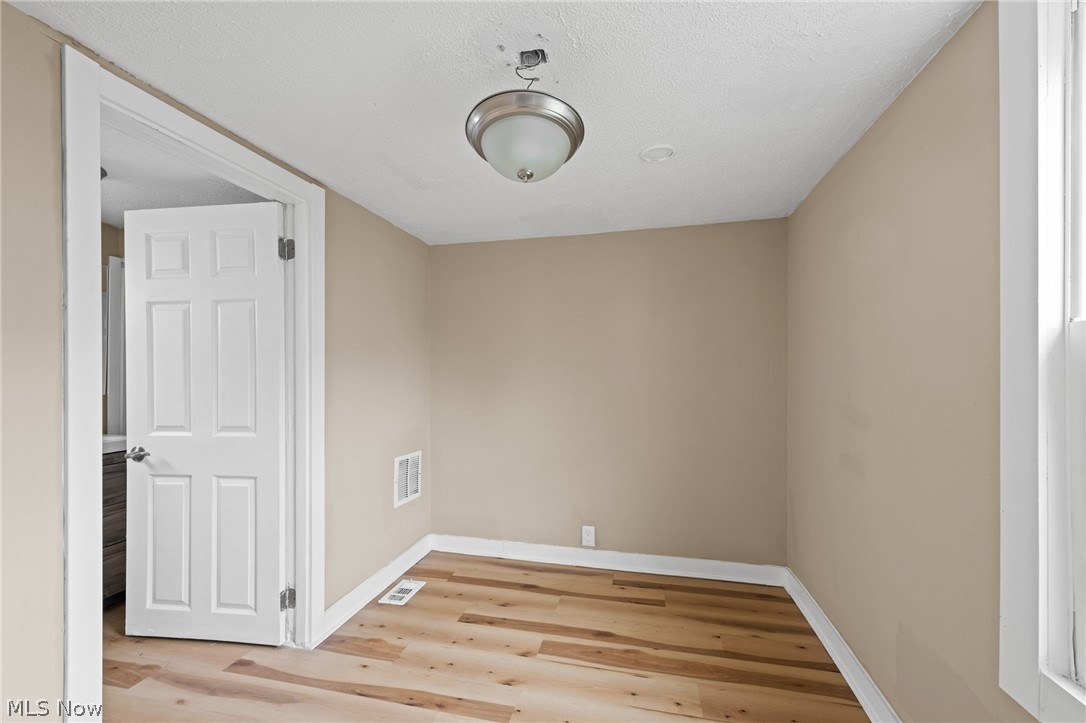 7604 Dudley Avenue Cleveland OH 44102