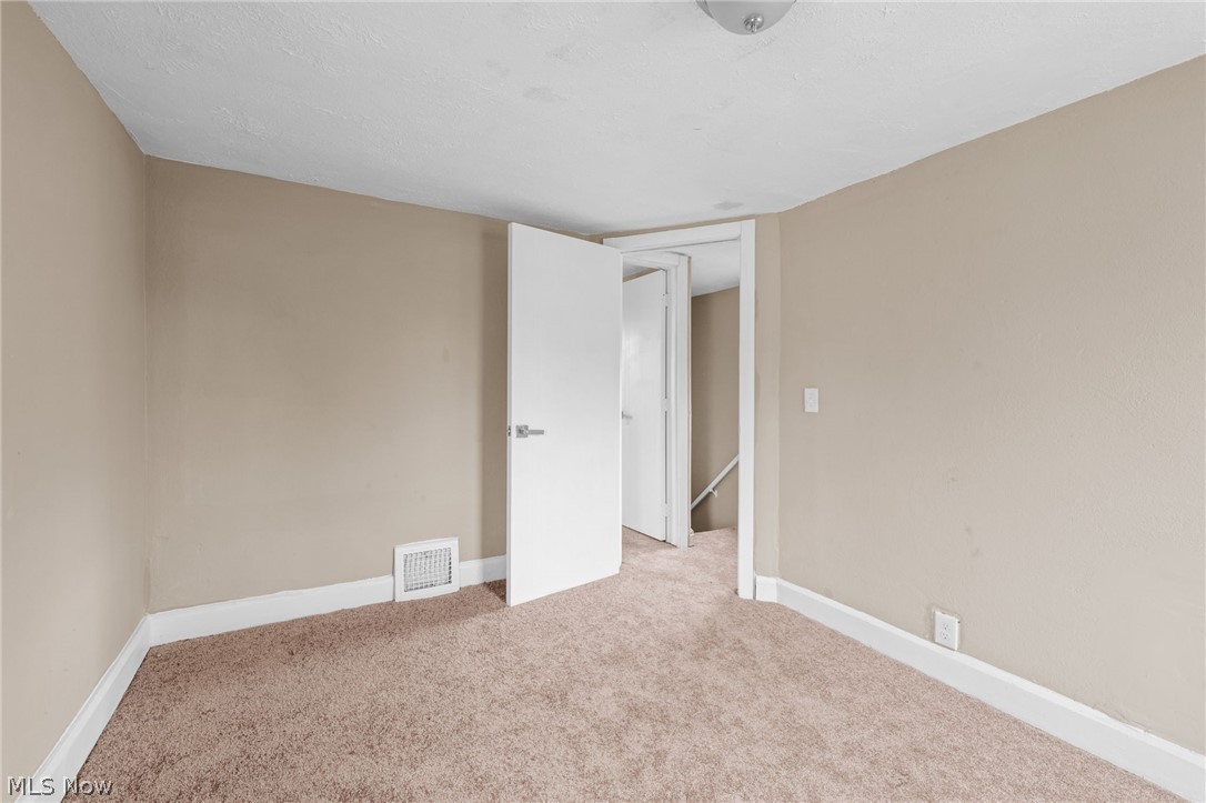 7604 Dudley Avenue Cleveland OH 44102