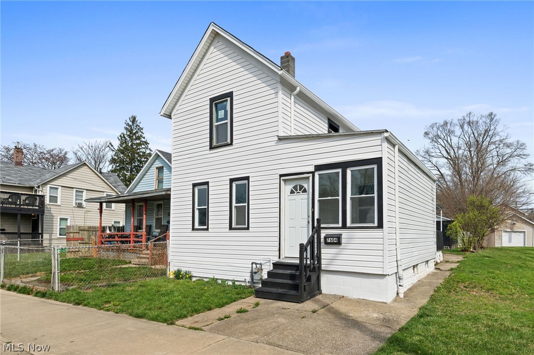 7604 Dudley Avenue Cleveland OH 44102