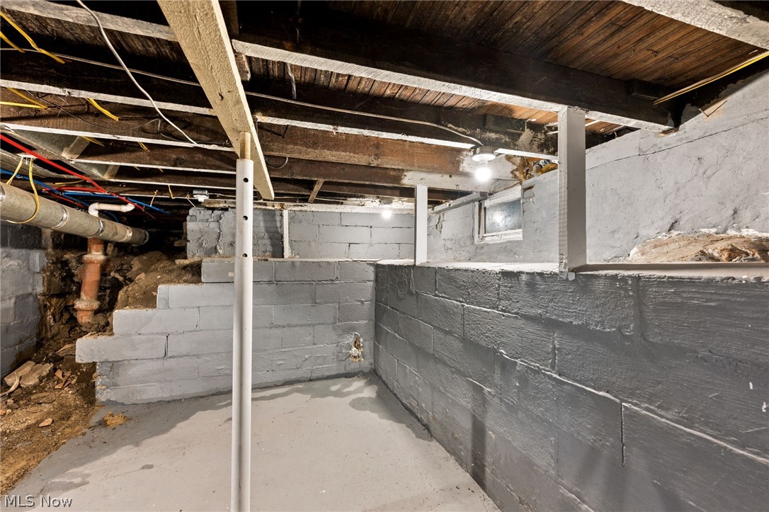 7604 Dudley Avenue Cleveland OH 44102