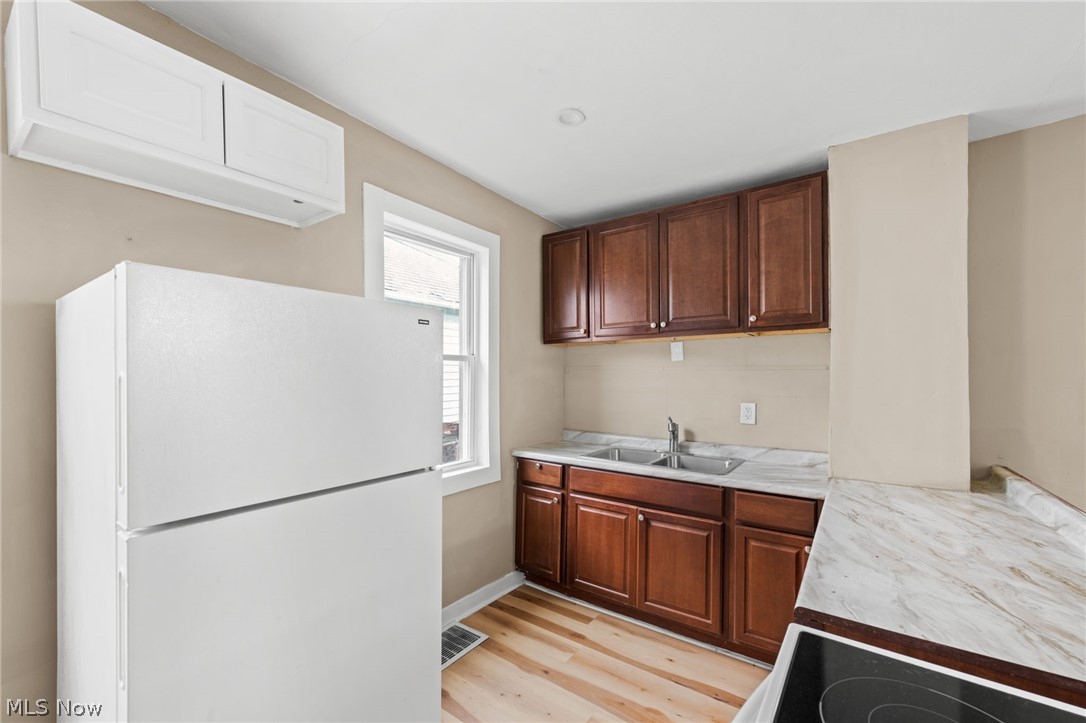 7604 Dudley Avenue Cleveland OH 44102