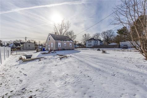 33 Pierce Avenue Cuyahoga Falls OH 44221