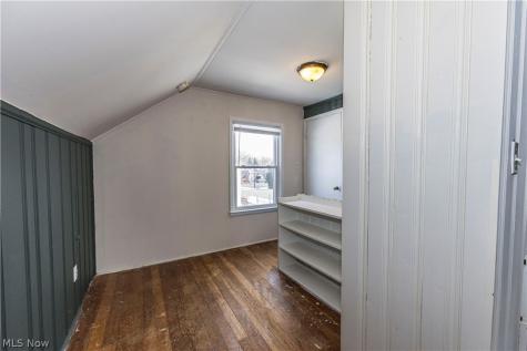 33 Pierce Avenue Cuyahoga Falls OH 44221