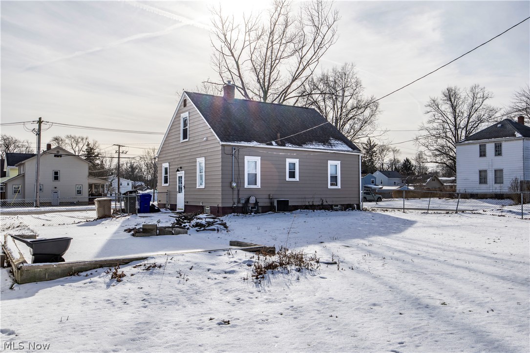 33 Pierce Avenue Cuyahoga Falls OH 44221