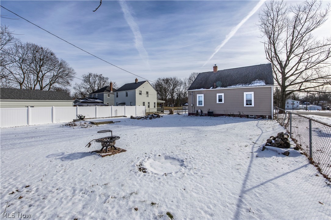 33 Pierce Avenue Cuyahoga Falls OH 44221