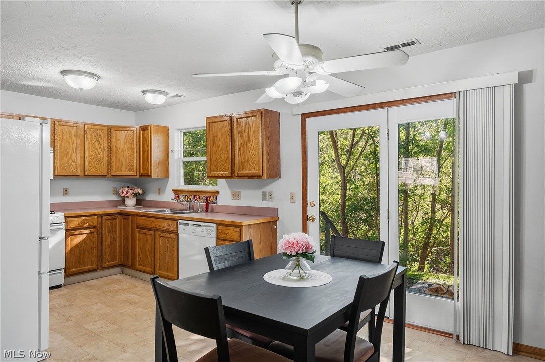 1138 Oxford Circle Akron OH 44312