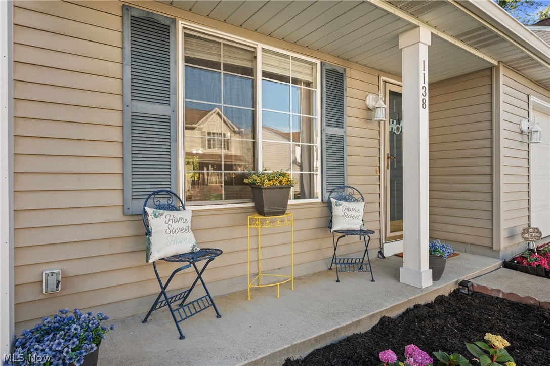 1138 Oxford Circle Akron OH 44312