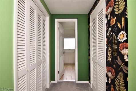 4949 Emmet Road Lyndhurst OH 44124