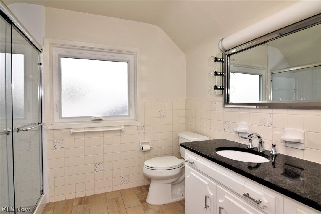 4949 Emmet Road Lyndhurst OH 44124