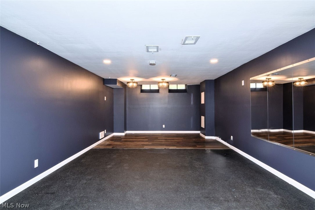4949 Emmet Road Lyndhurst OH 44124
