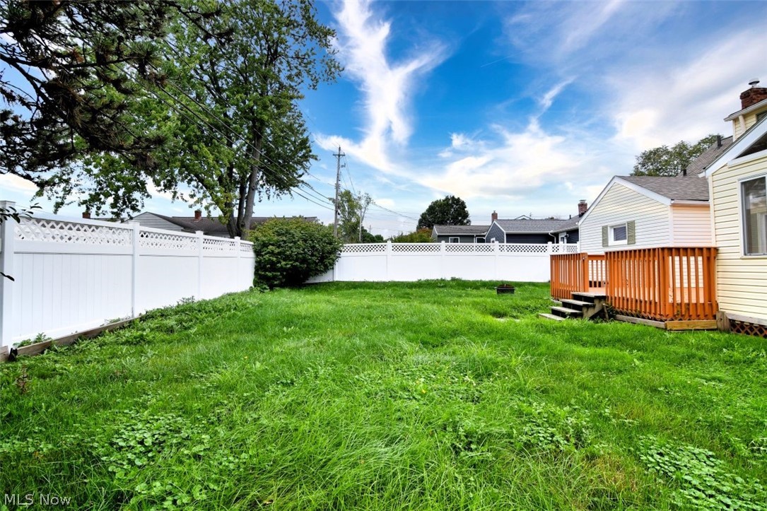 4949 Emmet Road Lyndhurst OH 44124