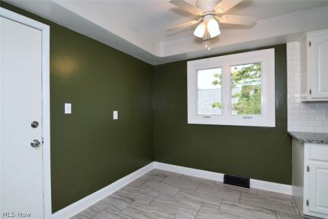 4949 Emmet Road Lyndhurst OH 44124