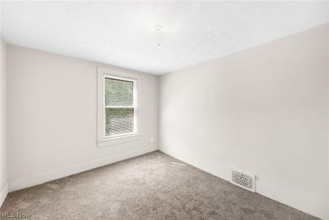 2337 22nd Street SW Akron OH 44314
