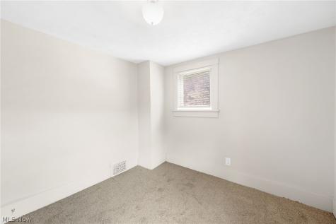 2337 22nd Street SW Akron OH 44314