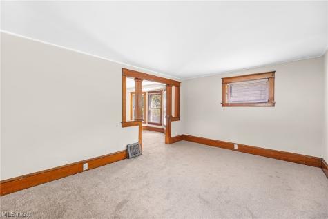 2337 22nd Street SW Akron OH 44314