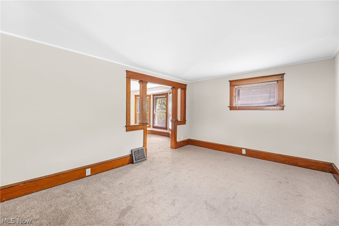 2337 22nd Street SW Akron OH 44314