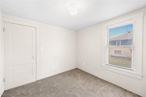2337 22nd Street SW Akron OH 44314