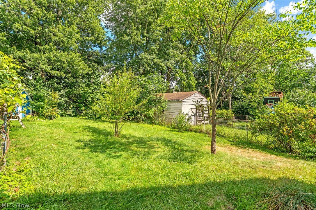 2337 22nd Street SW Akron OH 44314