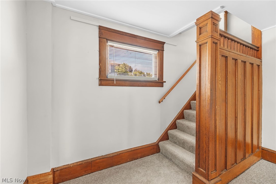 2337 22nd Street SW Akron OH 44314