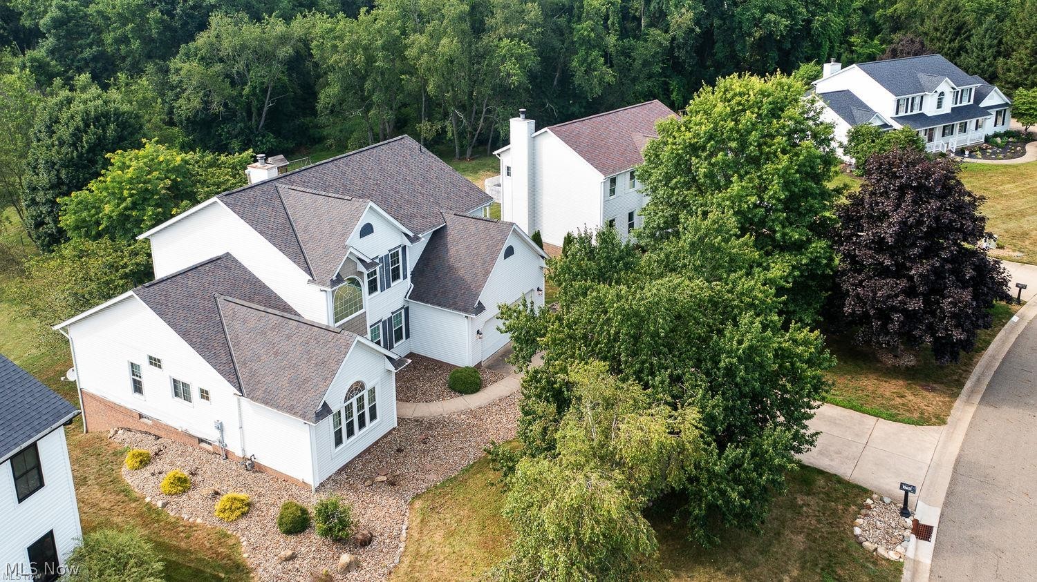 3790 Falcon Chase Street NW Uniontown OH 44685