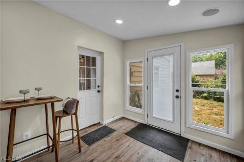 377 Morrison Avenue Cuyahoga Falls OH 44221
