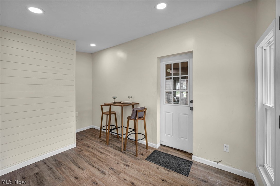 377 Morrison Avenue Cuyahoga Falls OH 44221