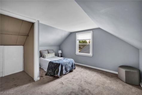 377 Morrison Avenue Cuyahoga Falls OH 44221