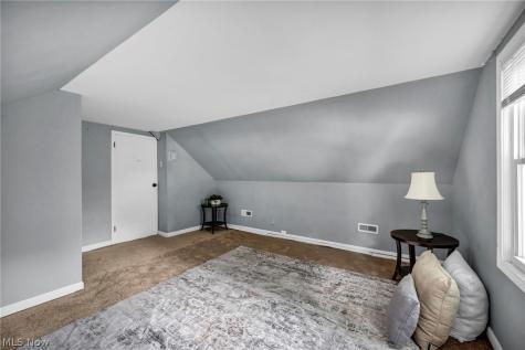 377 Morrison Avenue Cuyahoga Falls OH 44221