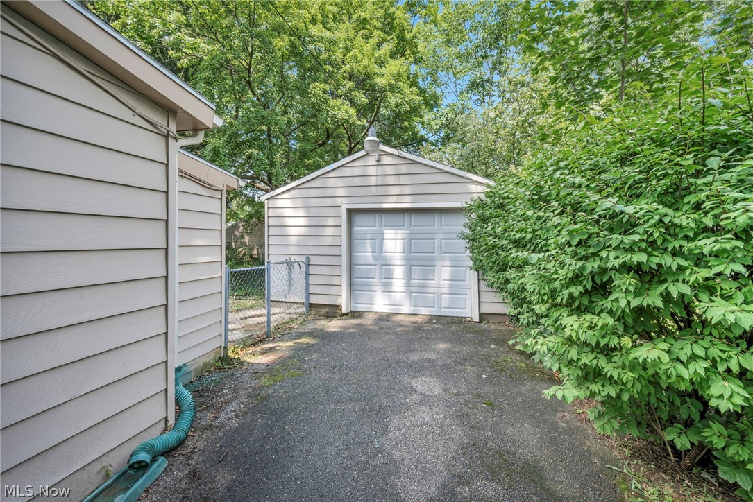 377 Morrison Avenue Cuyahoga Falls OH 44221