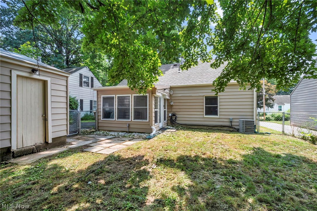 377 Morrison Avenue Cuyahoga Falls OH 44221