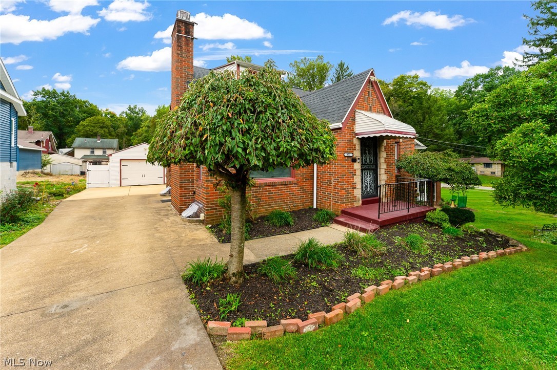 977 Winona Drive Youngstown OH 44511