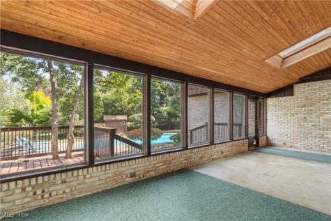 2317 Raintree Street NE Canton OH 44705