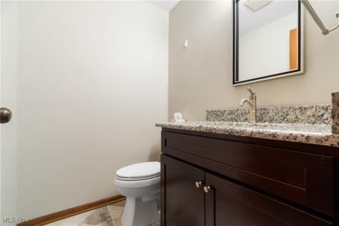 2317 Raintree Street NE Canton OH 44705