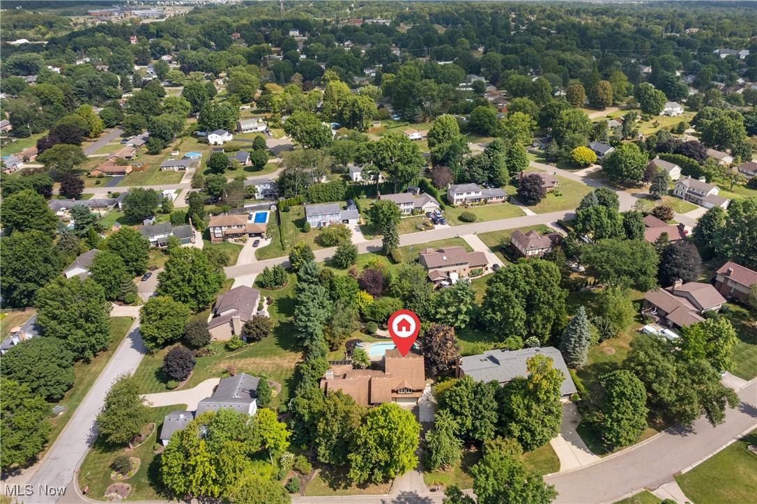 2317 Raintree Street NE Canton OH 44705
