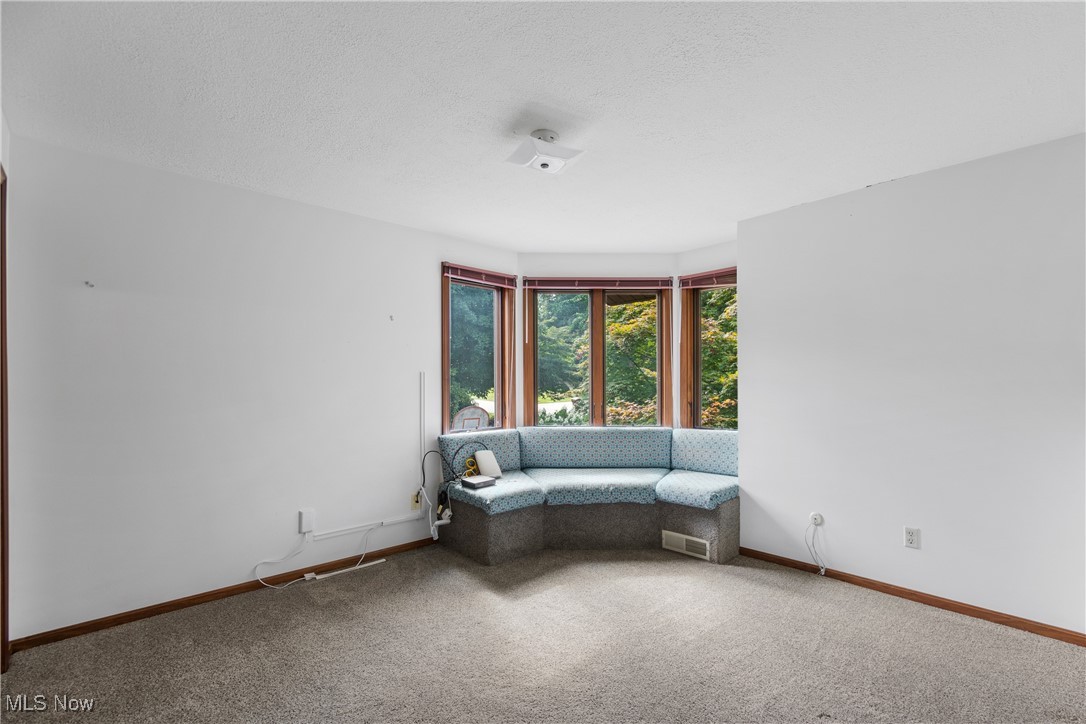 2317 Raintree Street NE Canton OH 44705