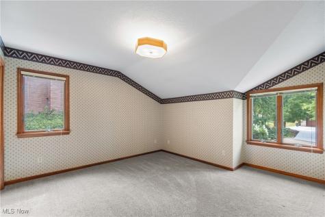 2317 Raintree Street NE Canton OH 44705