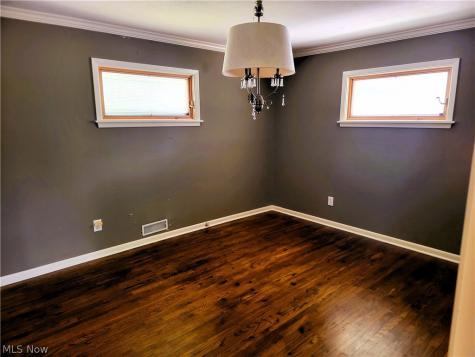 1612 Green Acres Drive Parma OH 44134