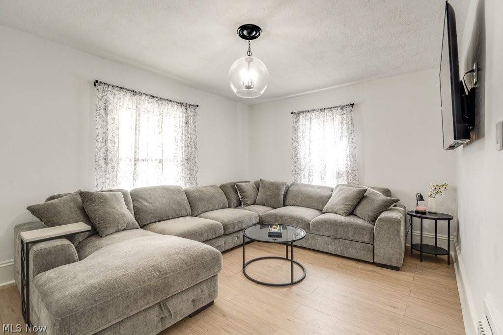 76 16th Street NW Barberton OH 44203