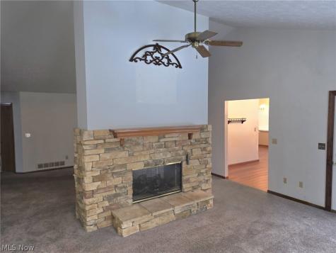 38450 Crossbrook Avenue Willoughby OH 44094