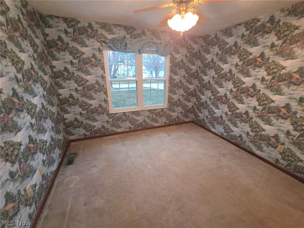 38450 Crossbrook Avenue Willoughby OH 44094