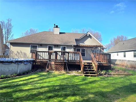38450 Crossbrook Avenue Willoughby OH 44094