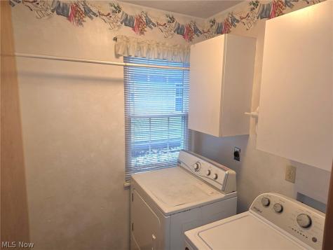38450 Crossbrook Avenue Willoughby OH 44094