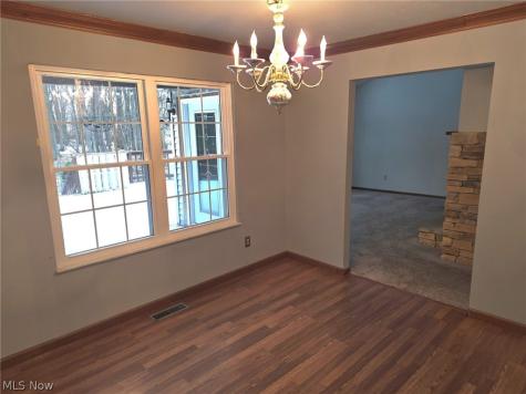 38450 Crossbrook Avenue Willoughby OH 44094